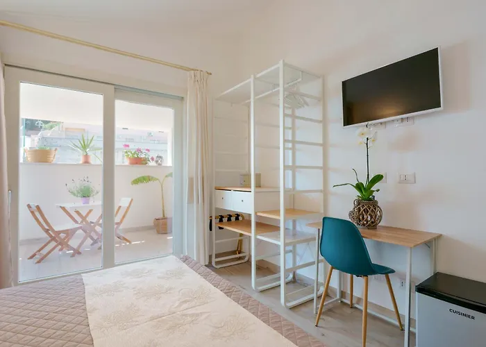 Domo House בית הארחה