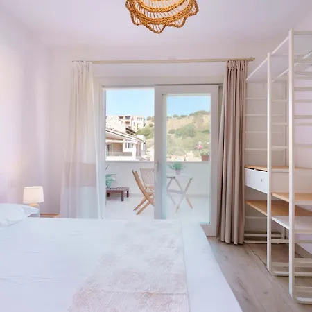 Domo House Pensjonat Villasimius