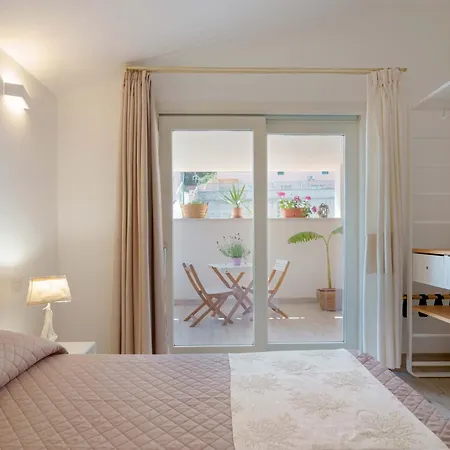Pensjonat Domo House *
