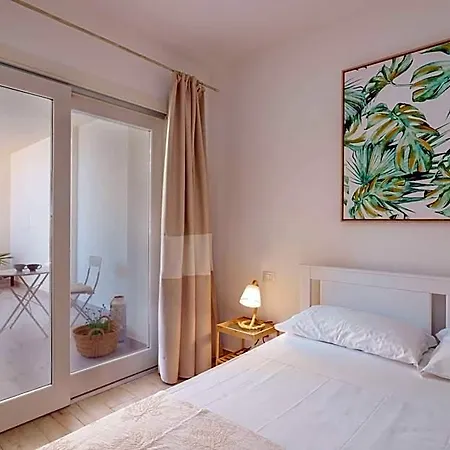 Pensión Domo House 3*