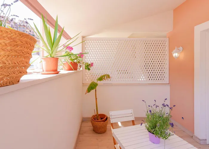 Domo House Gasthof Villasimius